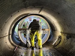 Großprofilsanierung mit GFK Schlauchrelining und UV Härtung